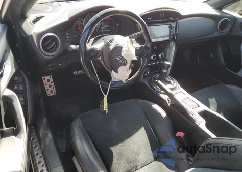 2018 Subaru Brz 2.0 Limited из США, поврежденный, VIN JF1ZCAC16J8601575